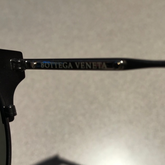 ❤️ HOST PICK!! *** BOTTEGA VENETA SUNGLASSES, NWOT - Picture 6 of 11